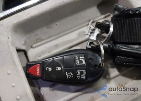 2015 Chrysler Town & Country Touring from USA, damaged, VIN 2C4RC1BG5FR706457